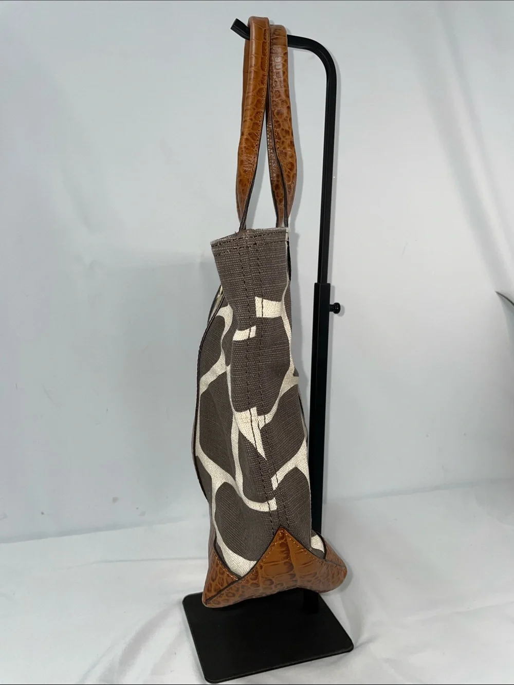 MICHAEL KORS LEATHER AND CANVAS GIRAFFE PRINT TOTE BAG FTL-07-156